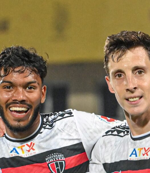 NorthEast United FC stay in ISL playoff spots beat Hyderabad