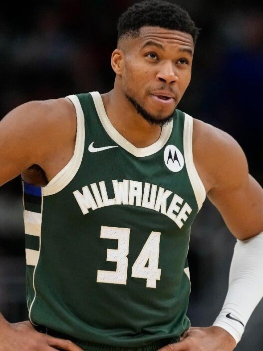 Odds line prediction time Hawks vs Bucks 2024 NBA Cup