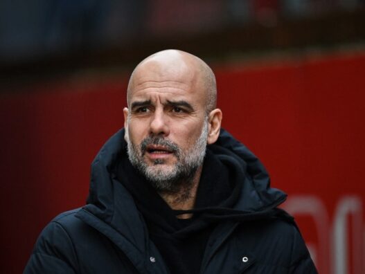 Pep Guardiola says he wont leave Manchester City for another