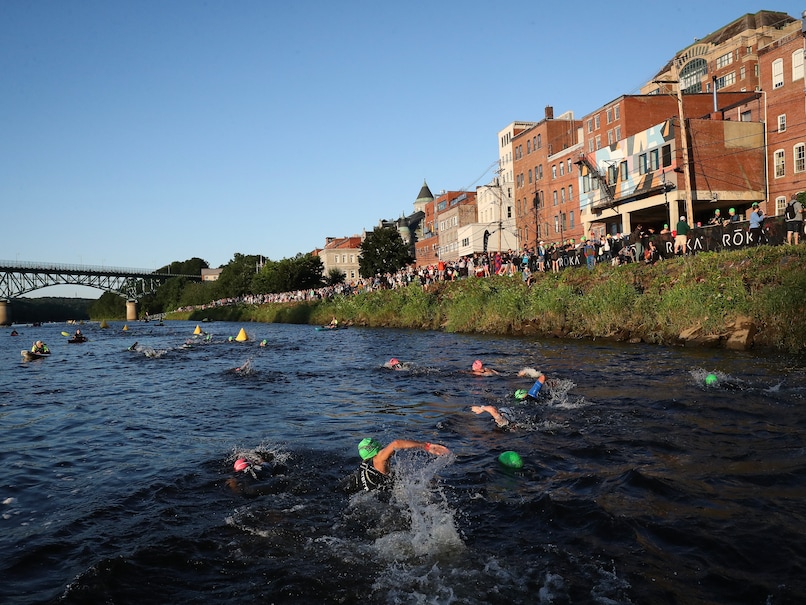 Pollution cancels the Paris Olympics swimming test competition in the