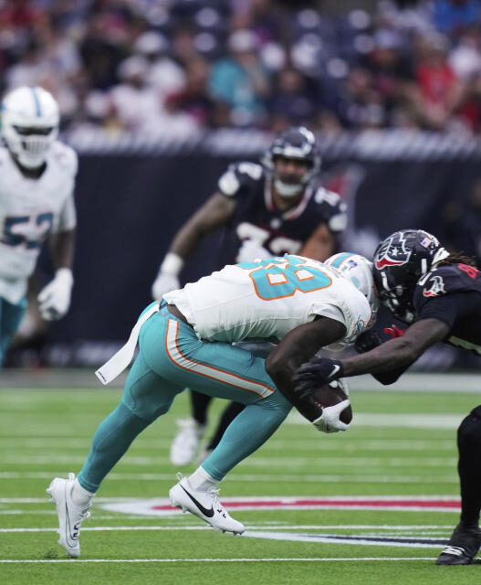 Texans Calen Bullock fined 59K for hit that sent Dolphins