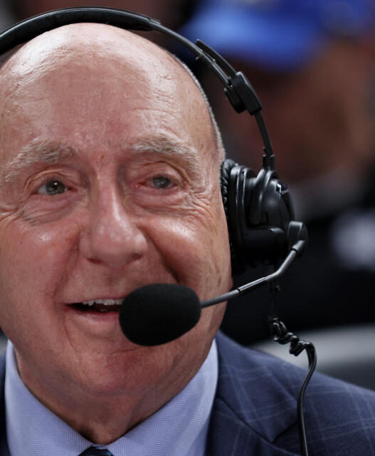 Dick Vitale now cancer free returns to broadcasting for the first