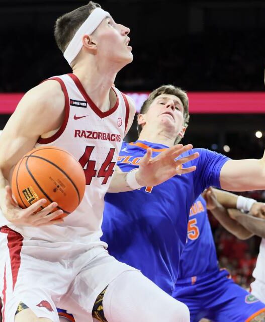 Due to misses or blocks Arkansas basketball has a layup