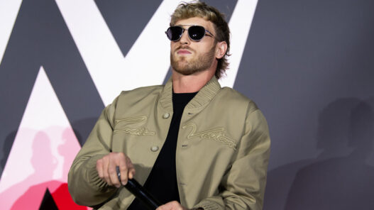 Logan Paul returns to WWE RAW announces the entrance to