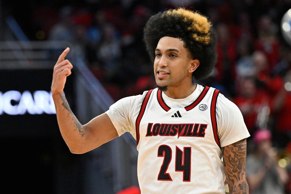 Louisville basketball in AP Top 25 for 1st time since