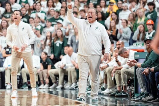 Michigan State basketball hosts Washington in first West Coast test