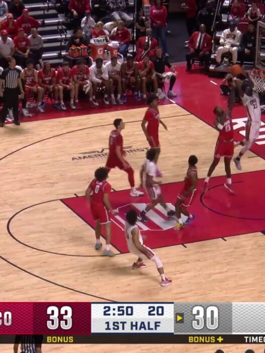 Pape Ndiaye launches an alley oop and reduces UNLVs deficit against