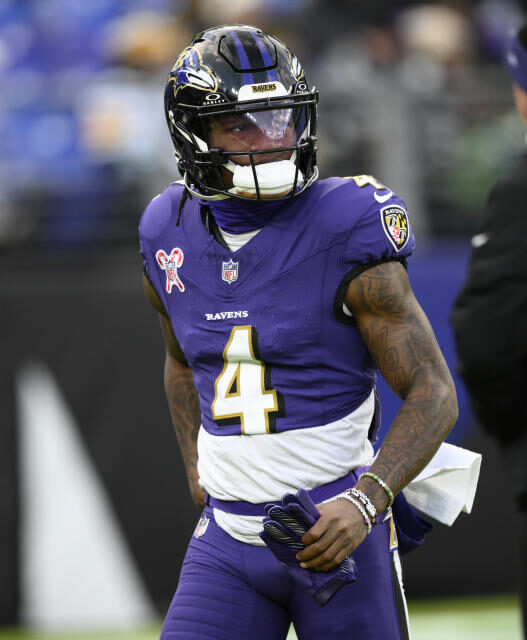 Ravens Pro Bowl WR Zay Flowers leaves Week 18 with