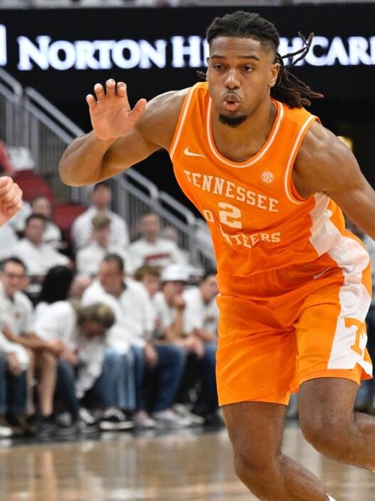 Tennessee against Kentucky prediction Odds 2025 Basketball Picks college January