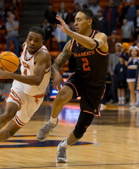 UTEP mens basketball team rolls past Sam Houston for sixth