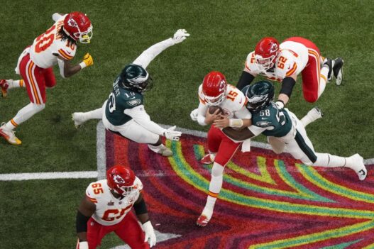 Here is how the Eagles crushed Patrick Mahomes and the