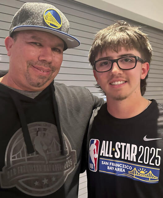 NBA ALL STAR GAME an 18 year old fan wins 100000 by