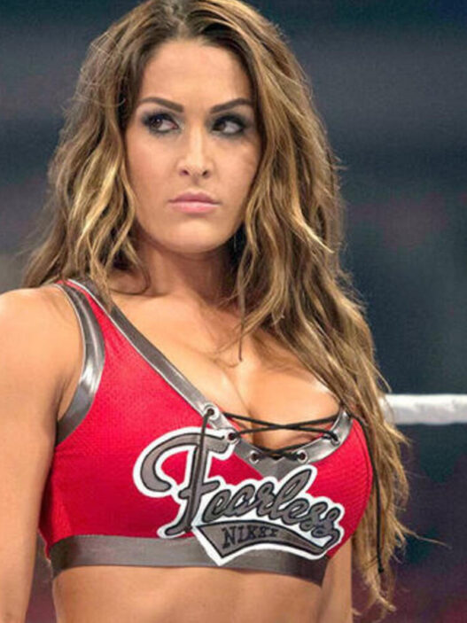 Nikki Bella enters the Royal Rumble Female at 30