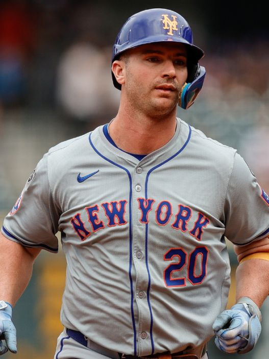 Pete Alonso is died All Star Slugger accepts the agreement of