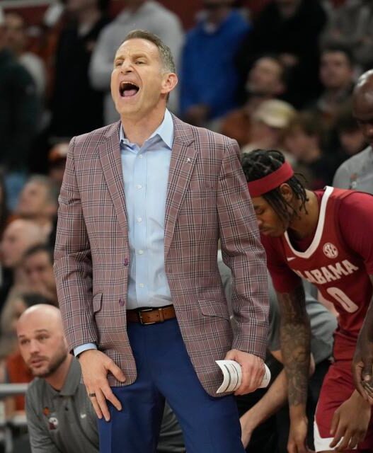 Why the Alabama Basketball HC Nate Oats scolded the crowd