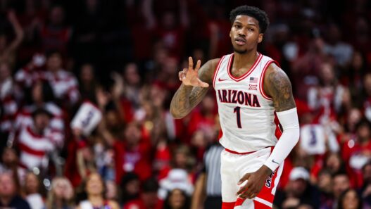 Arizona Basketball Avenges the loss against Kansas to reach Big