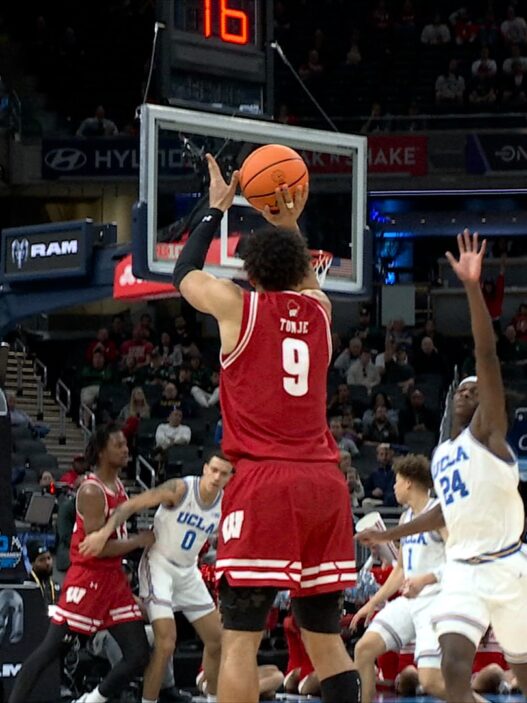 John Tonje drains his sixth 3 point pointer from the