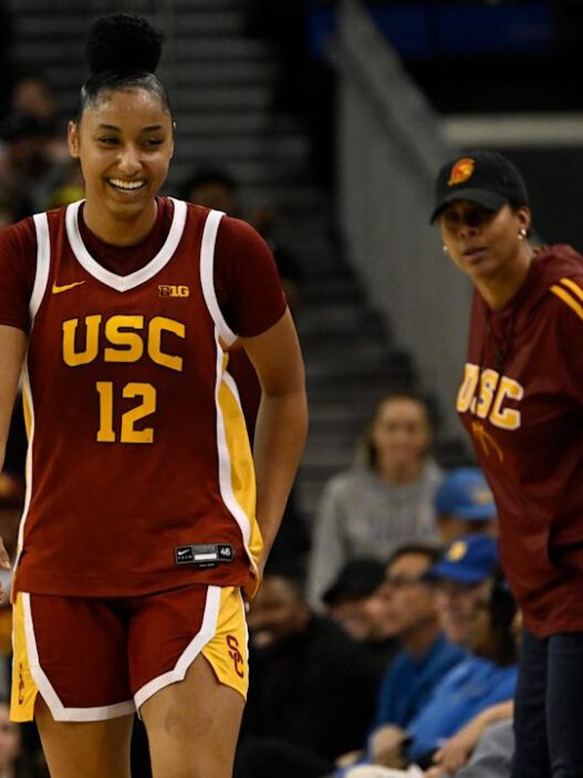 March Madness 7 biggest scenarios before the NCAA womens tournament