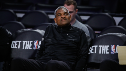 Maurice Cheeks meets in the Blazers game with the National