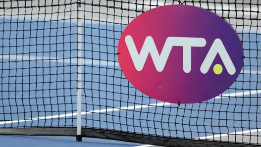 WTA presents the maternity fund of players with money from